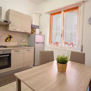  Appartamento La Casetta Arancione Casa Vacanze E Non Solo
